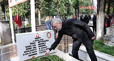 Başkan Görgel’den Şehitlik Ziyareti