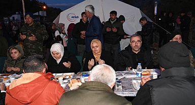 Başkan Güngör, Türkoğlu’nda Mevlid ve İftar Programına Katıldı