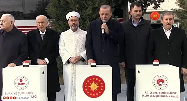 Cumhurbaşkanı Erdoğan Afet konutlarının temelini Kahramanmaraş’tan attı