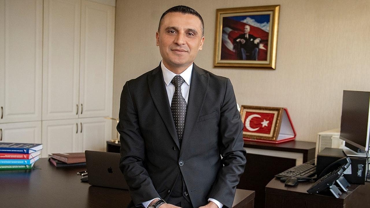 Vatan ve millet aşkıyla çalışmak için adayım