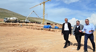 Afşin'de TOKİ konutları yükseliyor