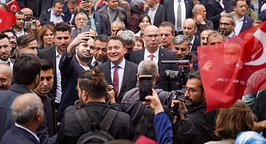 Ali Babacan: Bütün servetim bu yüzük diyen Erdoğan sözünden döndü