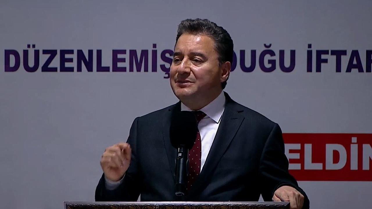 Ali Babacan: Devletin görevi yaşam tarzlarına müdahale etmek değildir
