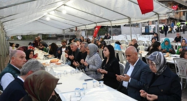 Başkan Güngör, Bakan Kirişci ile İftar ve Mevlid Programına Katıldı