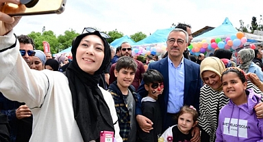 Başkan Güngör, Çocukların Neşesine Ortak Oldu