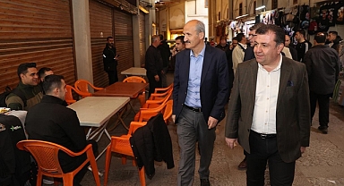 Başkan Okay, Kapalı Çarşı Esnafını Ziyaret Etti