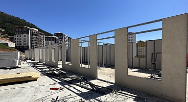 Büyükşehir’den Esnafa Prefabrik Çarşı