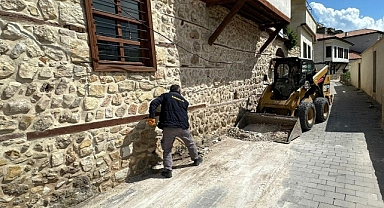 Dulkadiroğlu’nda Temizlik ve Tadilat Çalışmaları Devam Ediyor