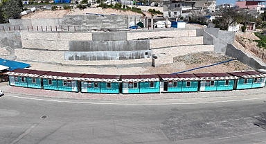 Geçici Esnaf Çarşılarının Kurulumu Sürüyor