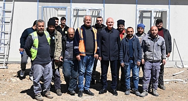 Kahramanmaraş’ta Esnafa Yeni Geçici Çarşılar Yapılıyor