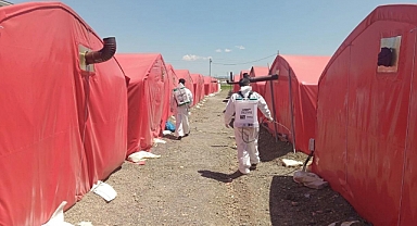 Kahramanmaraş’ta Geçici Barınma Merkezleri Dezenfekte Ediliyor!