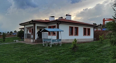 Kahramanmaraş'ta İlk Köy Evleri Hak Sahiplerine Teslim Edildi