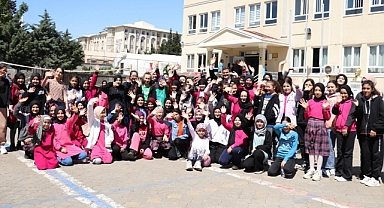 Kahramanmaraş'ta kapalı son okullar da öğrencilerle buluştu