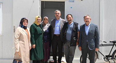 Başkan Güngör, Göksun Konteyner Kentte Depremzedelerle Bir Araya Geldi