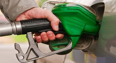 Benzine bir zam daha geliyor