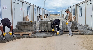 Büyükşehir, Göksun Konteyner Kent’te İmalatlarını Sürdürüyor