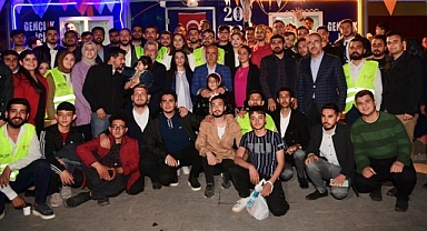 Kirişci ve Güngör, Gençlerle Bir Araya Geldi