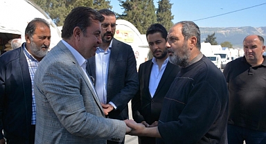 Milletvekili Adayı Gezginç: Esnaflarımız Geleceğe Umutla Bakıyor!