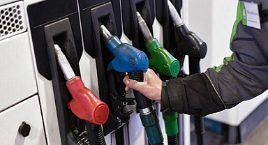 Akaryakıta zam-indirim gelecek mi?