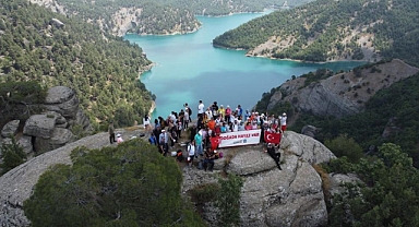 Ali Kayası’nın Eşsiz Güzelliğine Hayran Kaldılar