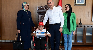 Başkan Güngör, 1. Sınıf Öğrencisi Muhammet’le Buluştu