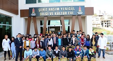  Bilginiz ve özgüveninizle başarılı olacağınıza inanıyorum