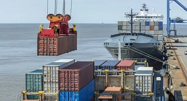 Mayıs’ta dış ticaret açığı 12,7 milyar dolar oldu