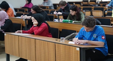 Milyonlarca öğrenci TYT’de sınavında