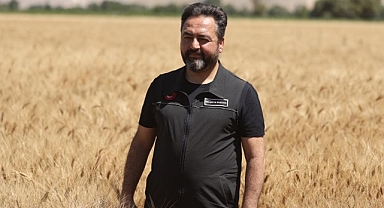 Elbistan’da Belediyesi tarlada buğday üretip, ücretsiz 10 bin ekmek dağıtıyor