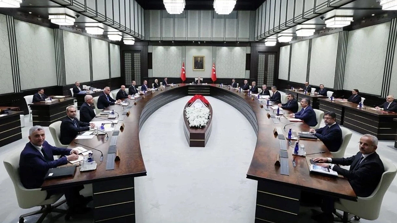 Kabine bugün toplanıyor