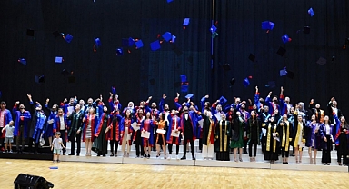 KSÜ’de 2022-2023 Akademik Yılı Mezuniyet Coşkusu