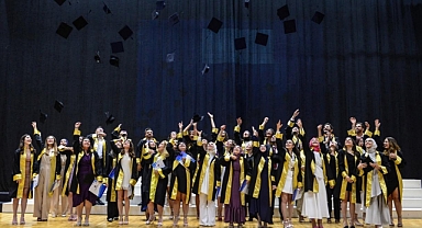 KSÜ Diş Hekimliği Fakültesi'nde İlk Mezun’ Heyecanı