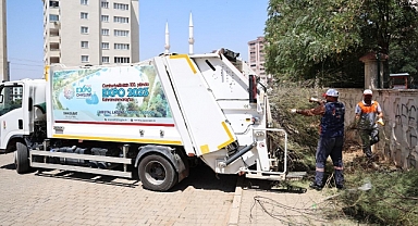 Onikişubat Belediyesi’nden her noktada hummalı temizlik çalışması