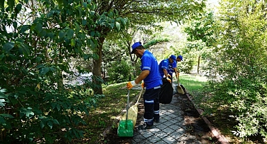 Büyükşehir’den Yeşil Alanlarda Temizlik Çalışması