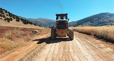 Büyükşehir, Göksun’da 5 Mahalleye Ulaşım Sağlayan Grup Yolunu Yeniliyor