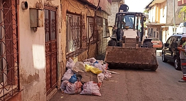 Büyükşehir, İnşaat Atıklarını Temizliyor
