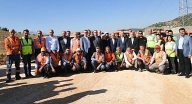 Güngör ve Uraloğlu, İlk Depremin Merkez Üssü Pazarcık’ı Ziyaret Etti