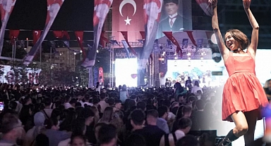 Meydanlarda 30 Ağustos coşkusu