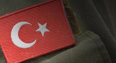 Pençe Kilit'te arazide kayarak düşen asker şehit oldu!