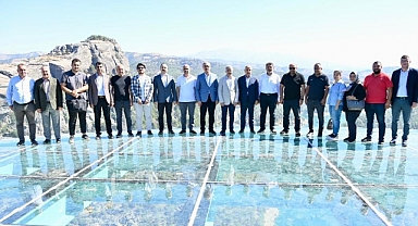 Güngör ve Kirişci, Ali Kayası Cam Teras’ta İncelemelerde Bulundu