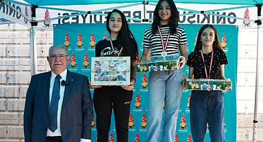 Onikişubat Belediyesi, yaz yüzme kurslarını muhteşem törenle tamamladı