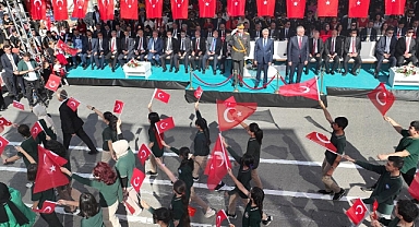 Cumhuriyetin 100. Yılı Büyük Bir Coşkuyla Kutlandı