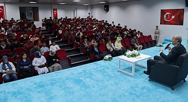 Dulkadiroğlu Gençlik Merkezi Gençlerin Gözdesi Oldu