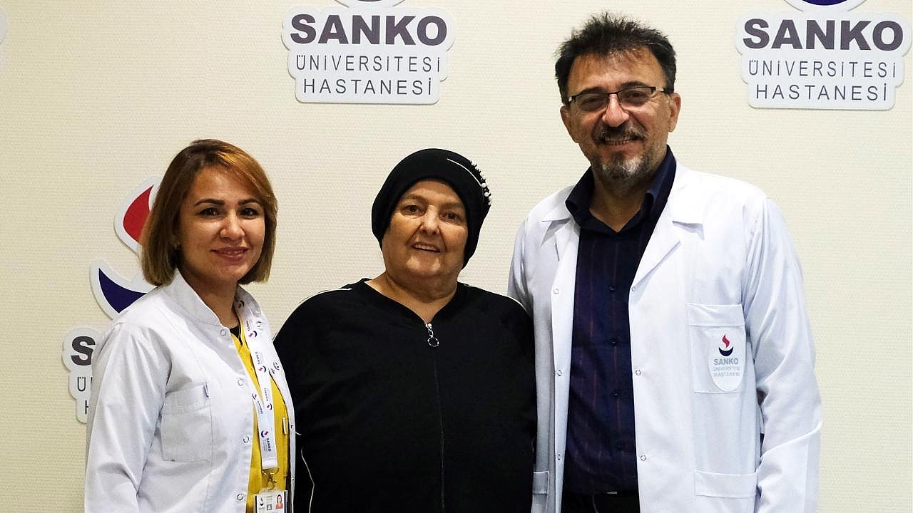 Hastaya Uyutulmadan Beyin Tümörü Ameliyatı Yapıldı