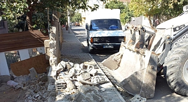 Kahramanmaraş’ta Mahalleler İnşaat Atıklarından Temizleniyor
