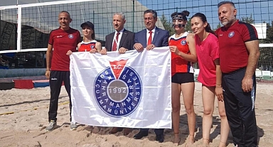 KSÜ Plaj Voleybol Takımlarından Gururlandıran Başarı