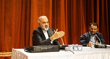 Prof. Dr. Mehmet Emin Ay: Değerlerimize Sahip Çıkarak Geleceğe Aktarmalıyız