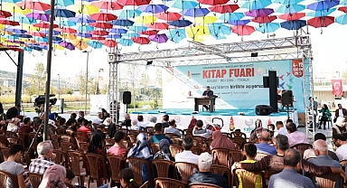 ‘100 yılın sayfaları’ Kitap Fuarı ile EXPO 2023’de açıldı