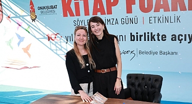 Akademisyen Anne, EXPO 2023 Kitap Fuarı’nda depremzede ebeveynlerle buluştu