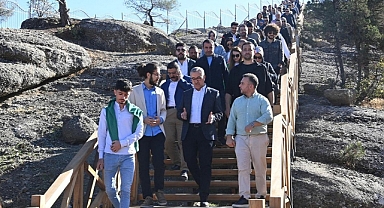 Başkan Güngör, Ali Kayası’nda Mühendis ve Mimarlarla Buluştu